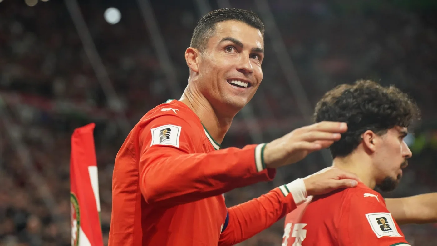 ronaldo-viet-lai-lich-su-world-cup